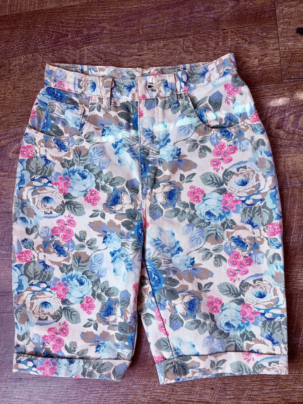 Express Floral High-Rise Shorts in Cream, Blue and Pink